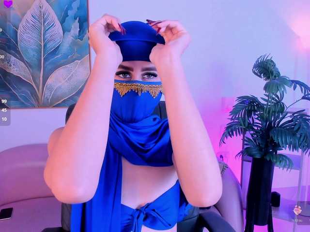 Alina-Malak live cam on BongaCams