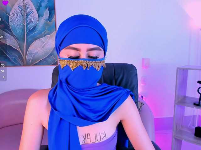 Alina-Malak live cam on BongaCams