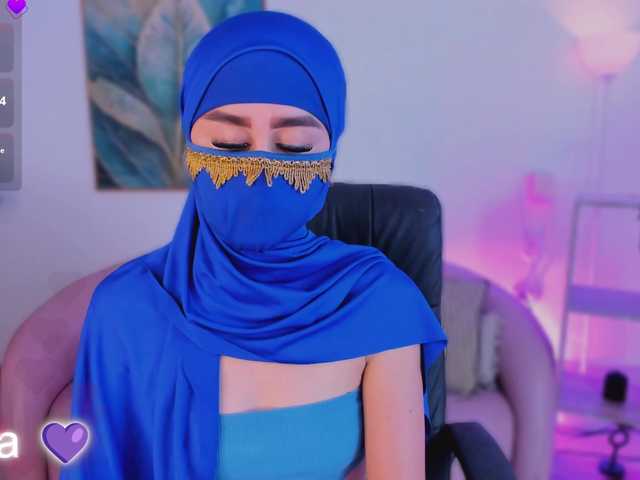 Alina-Malak live cam on BongaCams