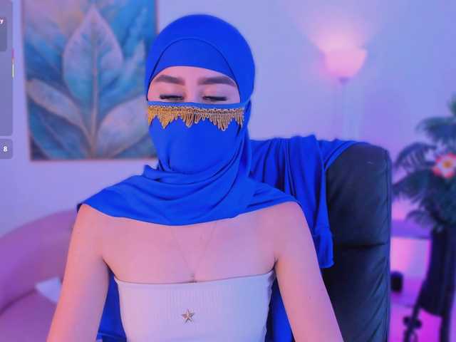 Alina-Malak live cam on BongaCams