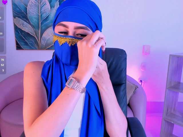 Alina-Malak live cam on BongaCams