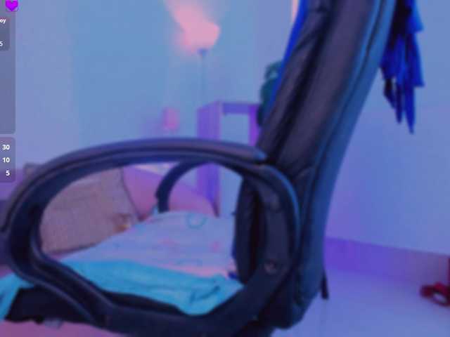 Alina-Malak live cam on BongaCams