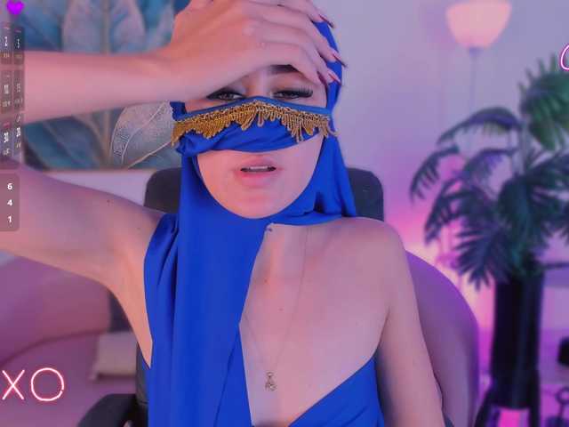 Alina-Malak live cam on