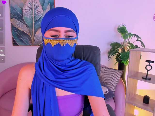 Alina-Malak live cam on BongaCams