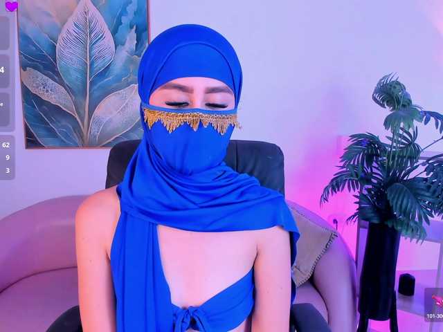 Alina-Malak live cam on BongaCams