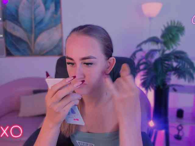 Alina-Malak webcam