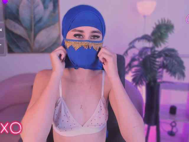 Alina-Malak webcam