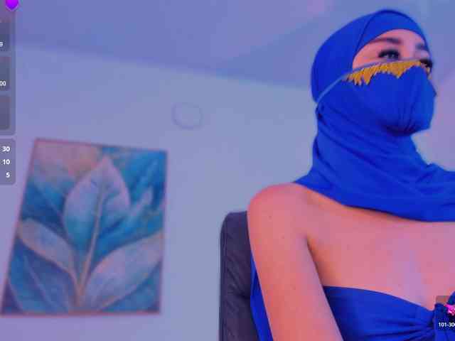 Modelo: Alina-Malak