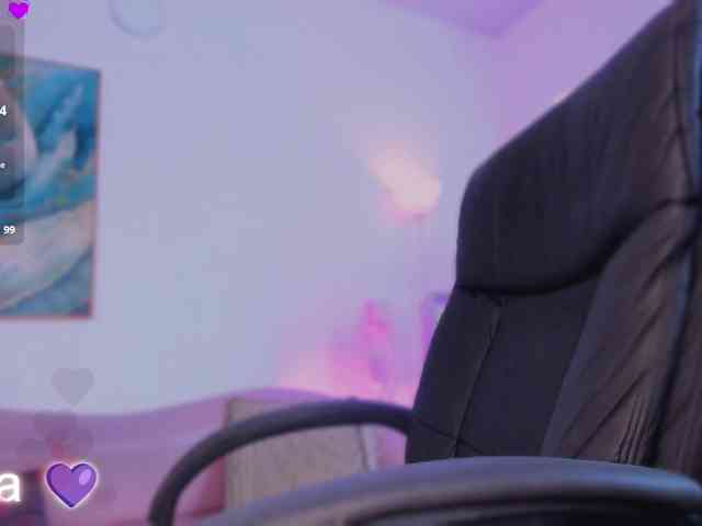 Alina-Malak webcam