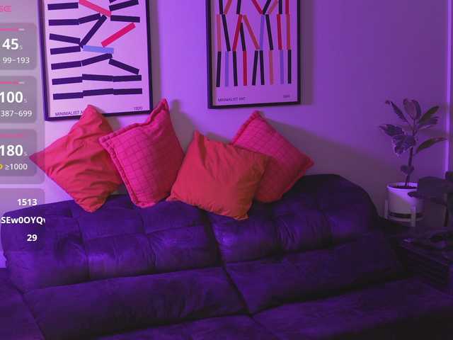 liavella live cam on BongaCams