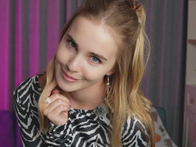 liavella live cam on BongaCams