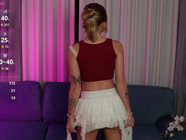 liavella live cam on BongaCams