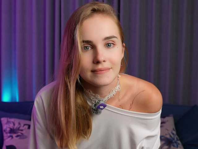 liavella live cam on BongaCams