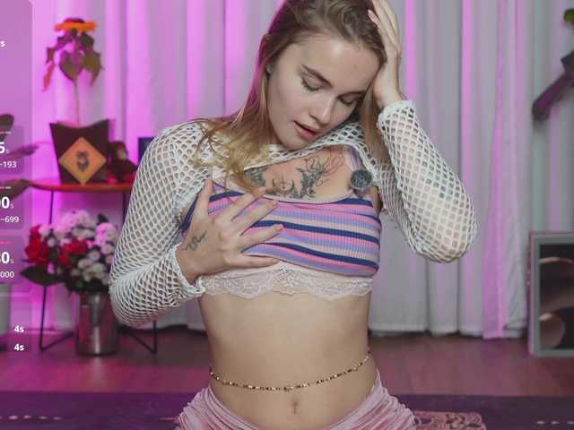 liavella live webcam show