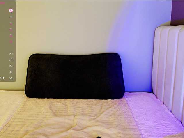 dixixii live cam on BongaCams