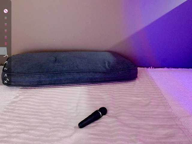 dixixii live cam on BongaCams
