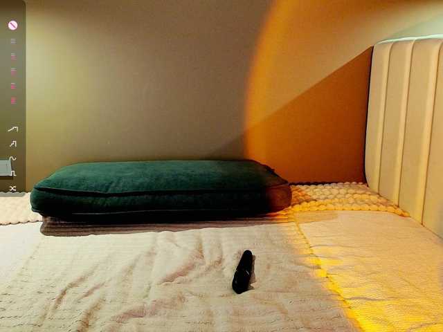 dixixii live cam on BongaCams