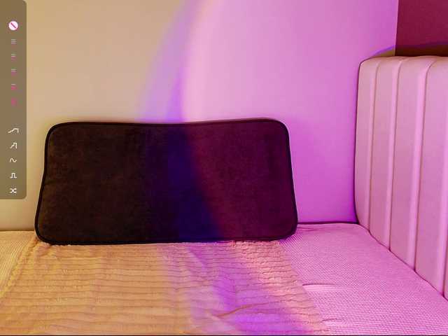 dixixii live cam on BongaCams