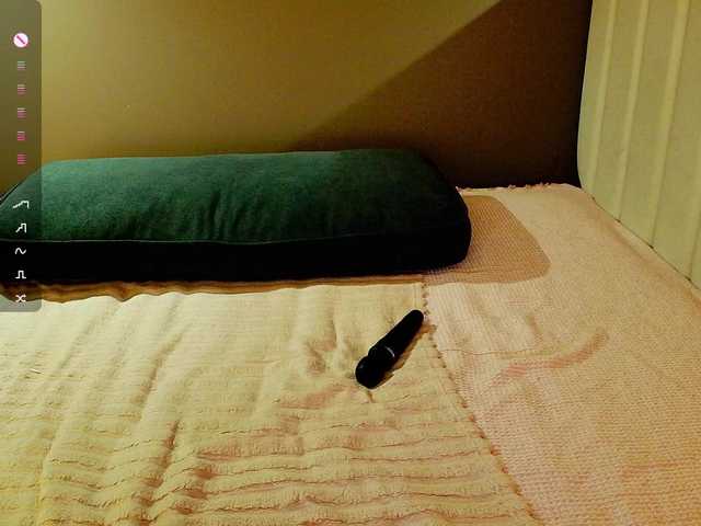 dixixii live cam on BongaCams