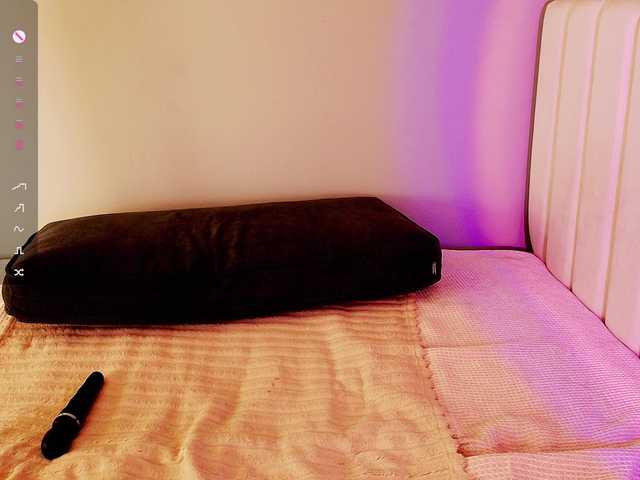 dixixii live cam on BongaCams
