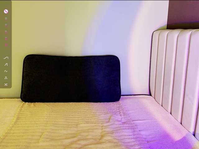 dixixii live cam on BongaCams