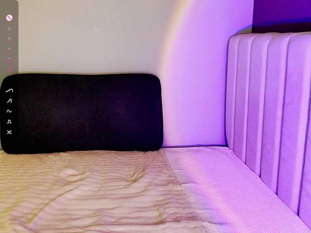 dixixii live cam on BongaCams