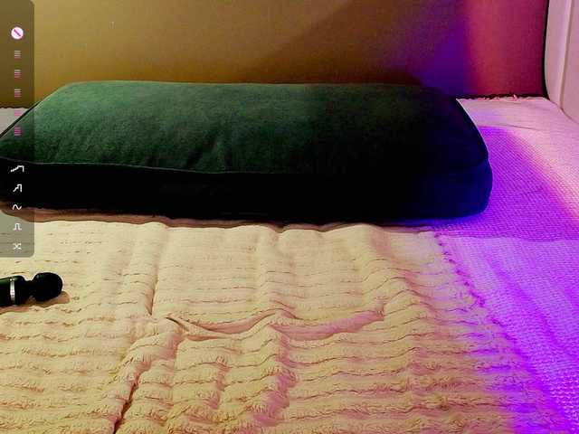 dixixii live cam on BongaCams