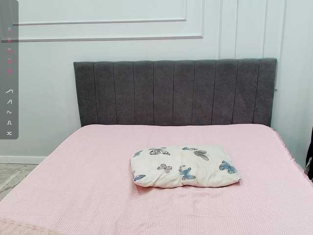 dixixii live cam on BongaCams