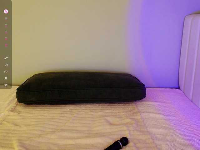 dixixii live cam on BongaCams