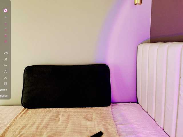 dixixii live cam on BongaCams