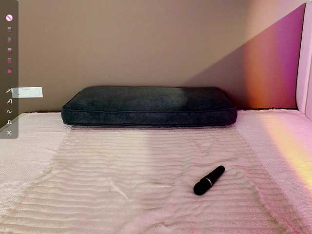 dixixii live cam on BongaCams