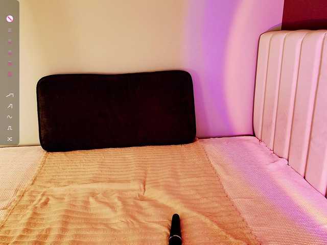 dixixii live cam on BongaCams