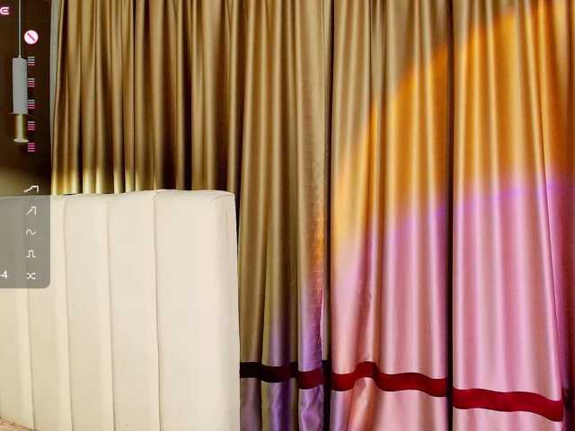 dixixii live cam on BongaCams