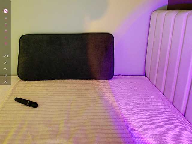 dixixii live cam on BongaCams