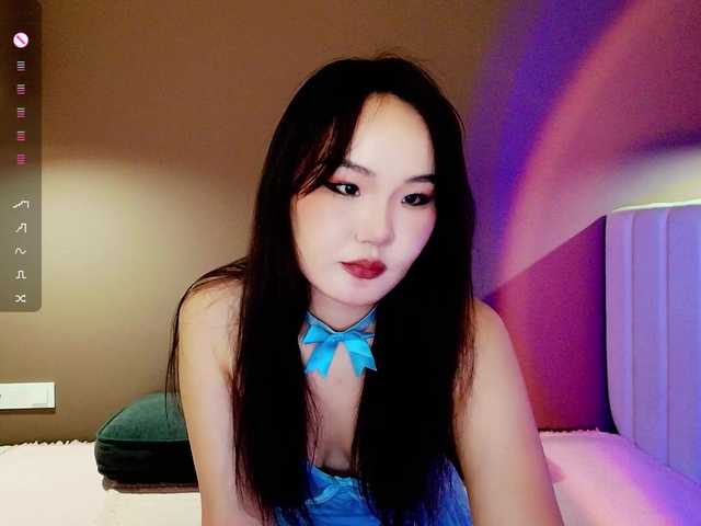 dixixii live cam on BongaCams