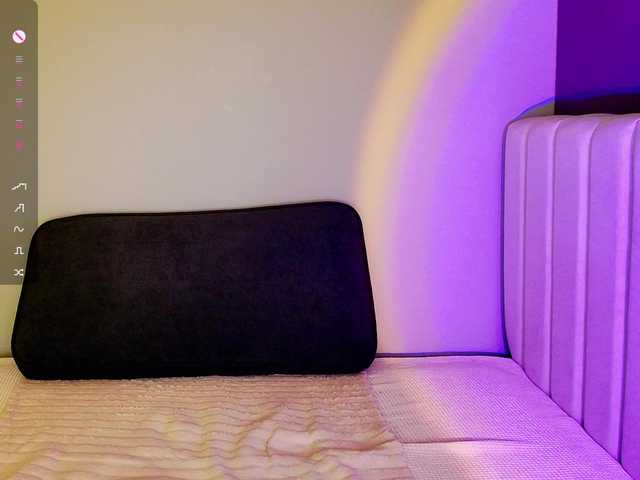 dixixii live cam on BongaCams