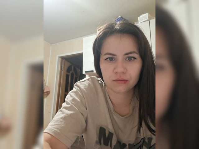 Evelina130399 live cam on BongaCams