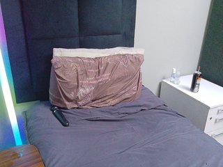SpicedDove Porn Show