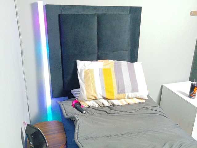 SpicedDove Live Cam on BongaCams