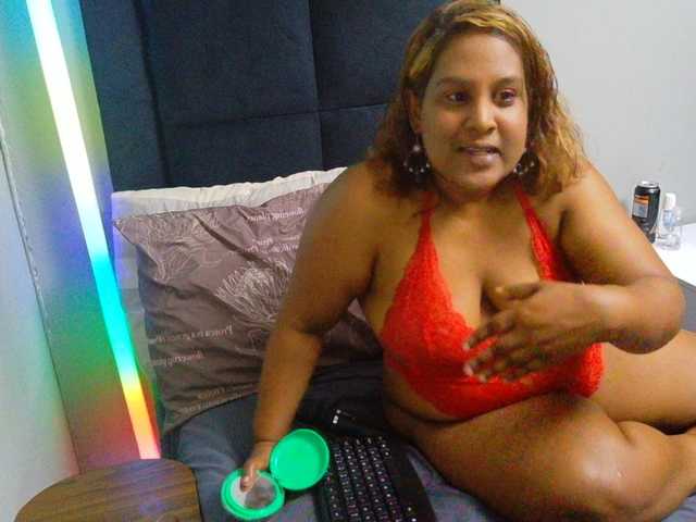 SpicedDove live cam on BongaCams