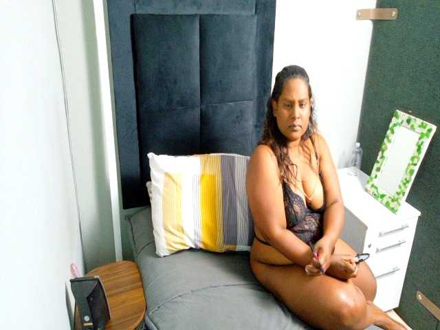 SpicedDove live webcam show