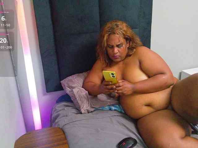 SpicedDove webcam