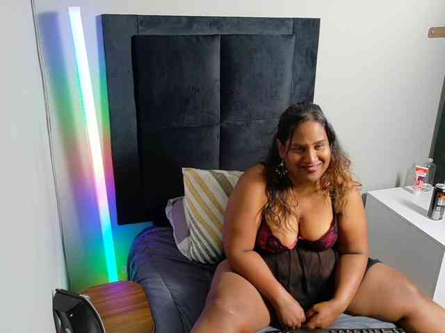 SpicedDove webcam
