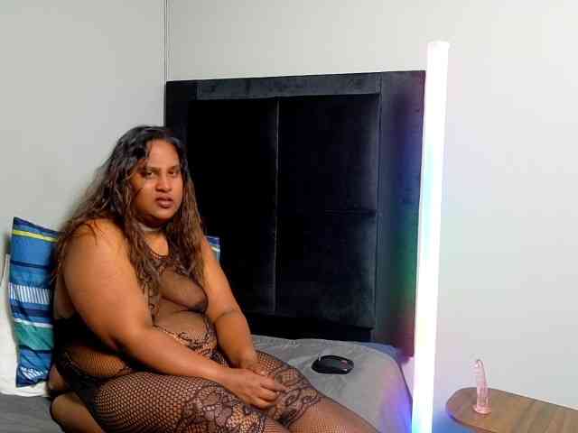 SpicedDove webcam