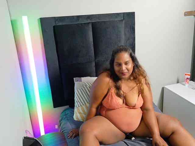 SpicedDove webcam