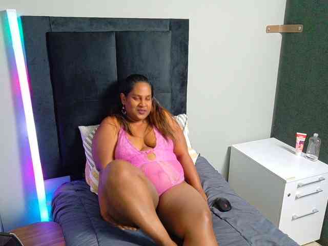 SpicedDove webcam