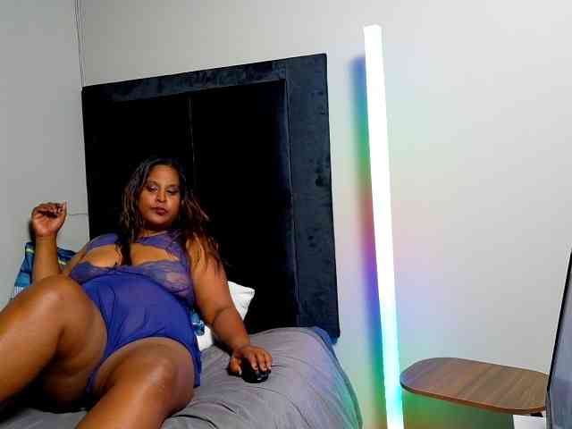 SpicedDove webcam