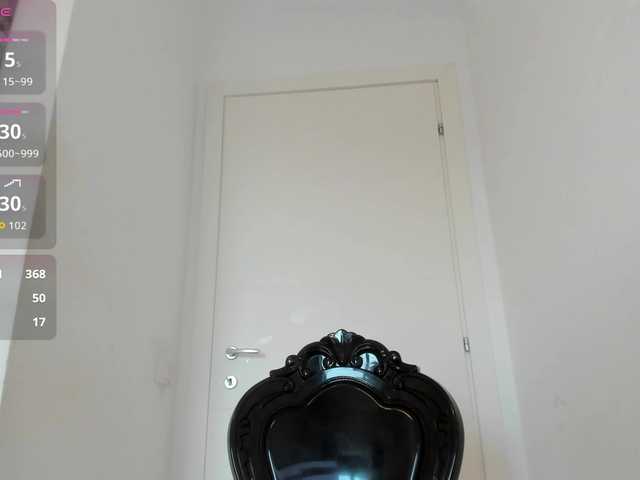Kinky-Jessyy live webcam show