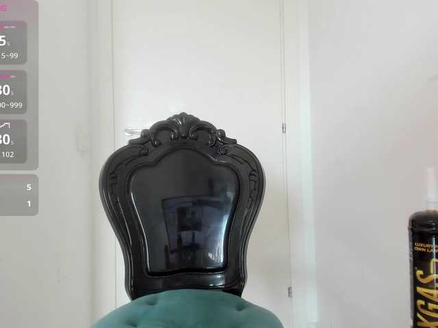 Kinky-Jessyy live webcam show