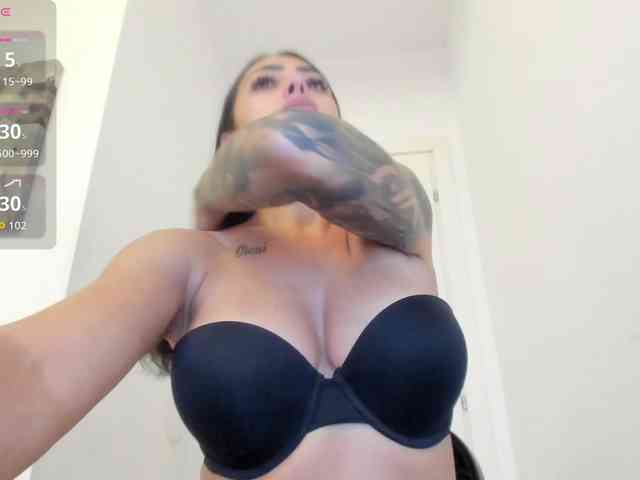 Kinky-Jessyy webcam